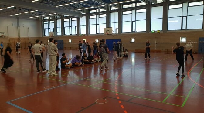 9c gewinnt Badmintonturnier