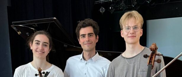 Musik hautnah: Das Tovesco Trio begeistert die 6A und 6B